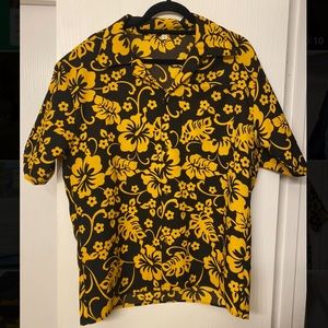 Men’s Floral Button Down